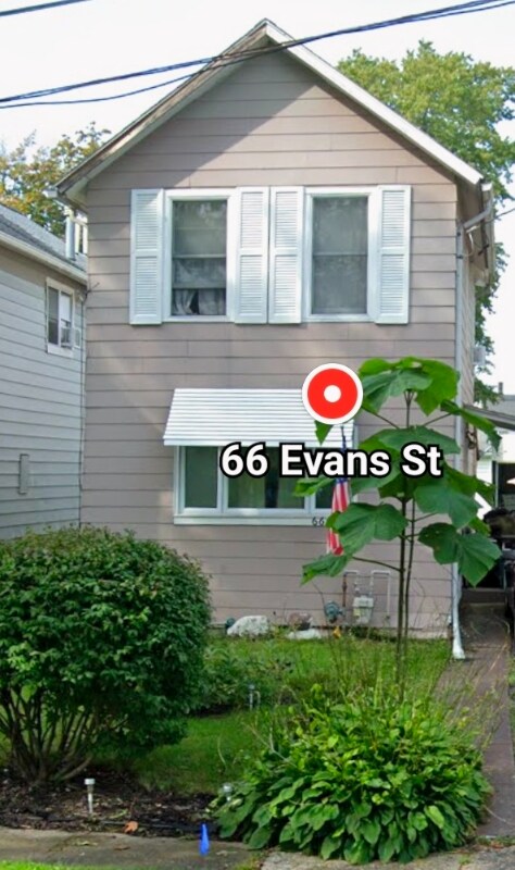 Photo - 66 Evans St
