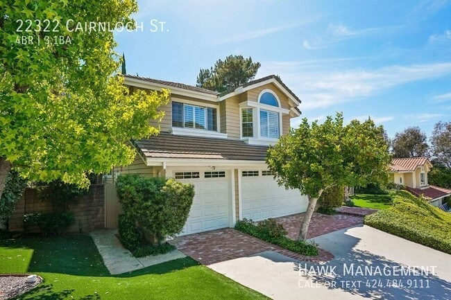 Photo - 22322 Cairnloch St
