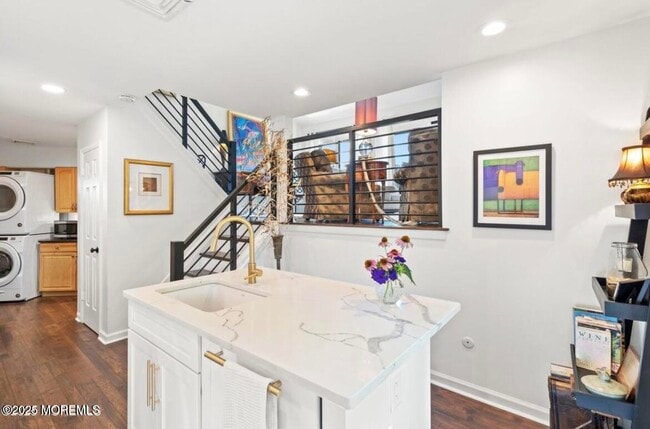 Photo - 85 Tower Hill Dr Unit 608