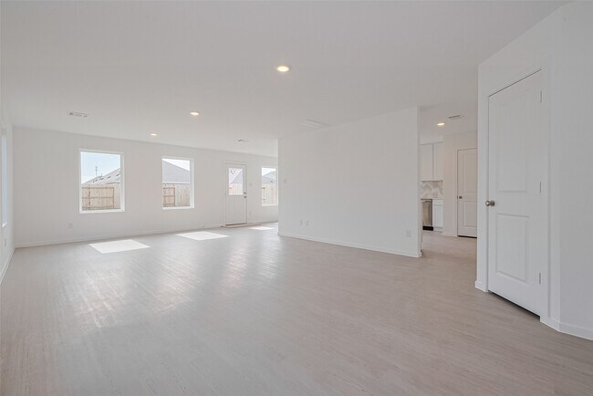 Building Photo - 6323 Geyser Starish Dr Rental