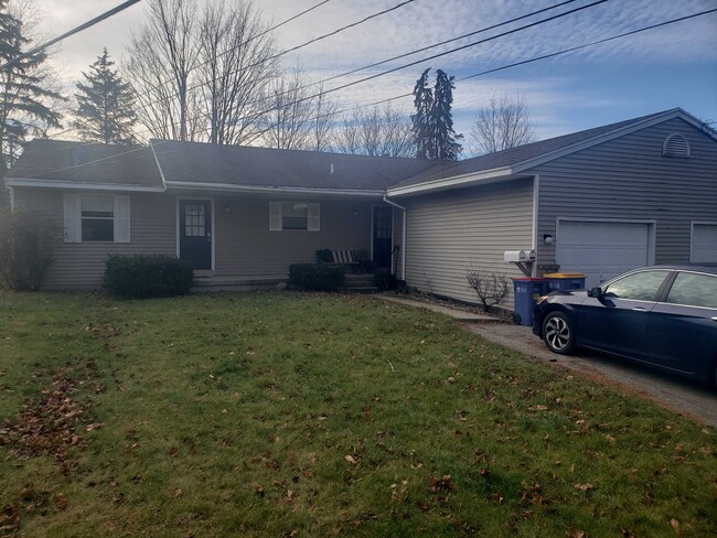 Photo - 1902 Burton St SE Townhome