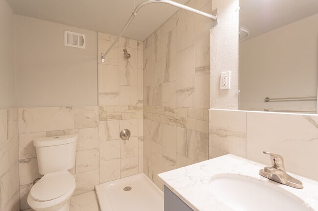 1BR,1BA,-470SF