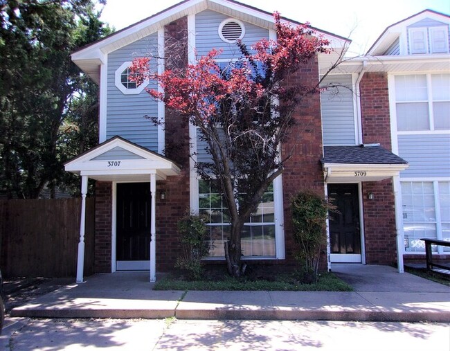 2 Bed 1.5 Bath Townhome Warr Acres/Bethany - 2 Bed 1.5 Bath Townhome Warr Acres/Bethany