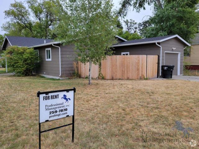 Building Photo - 2 bedroom in Billings MT 59101 Rental