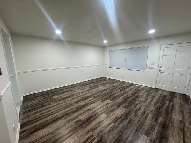 Photo - 459 N 400 E Unidad 8B