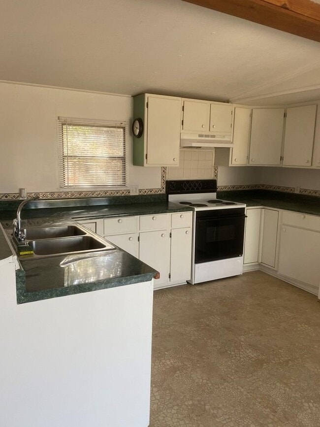 118 Sleepy Mountain Rd