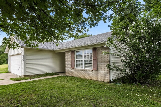 Photo - 4009 Dogwood Ln