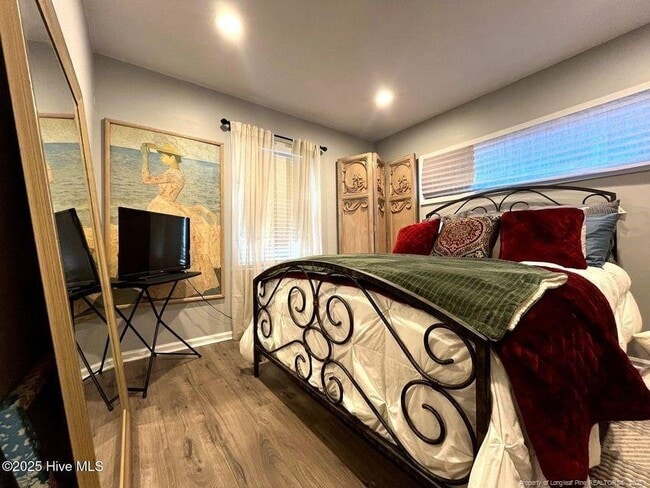 Photo - 105 Scuppernong Ct