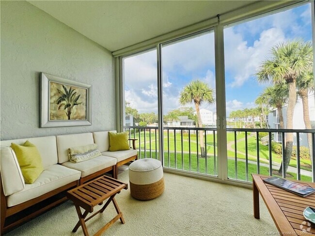 Building Photo - 1550 NE Ocean Blvd Unit C-204 Rental