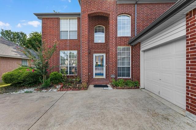 Photo - 1000 Becker Dr
