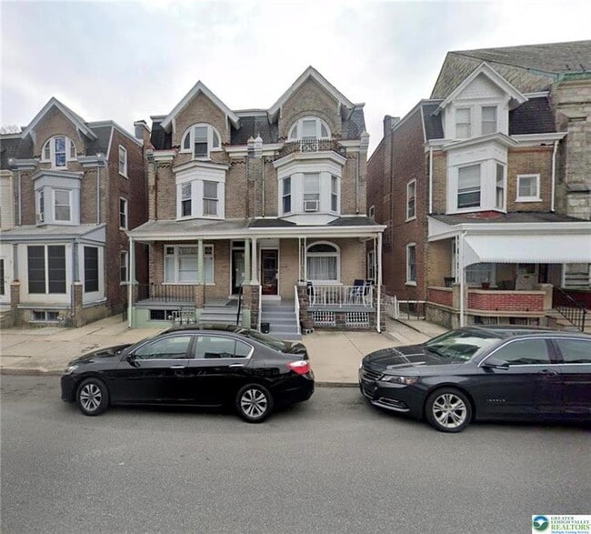 Building Photo - 1438 W Turner St