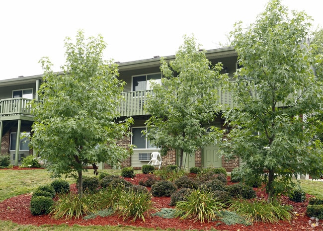 Maple Creek Apartments