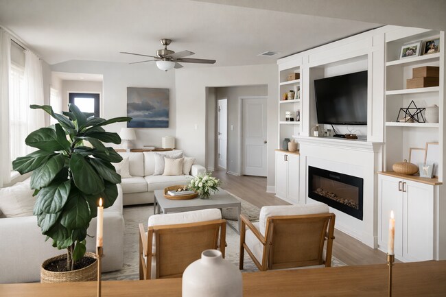 Photo - 14105 Feed Park