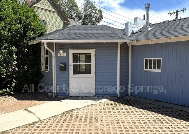 Building Photo - 215 E Dale St