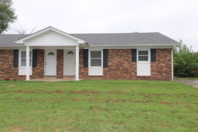 Building Photo - 319 Edgewood Dr Rental