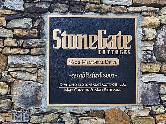 Photo - 1581 Stone Gate Ln SE