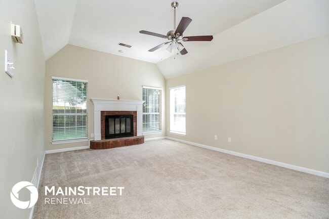 Photo - 10104 Fox Chase Dr