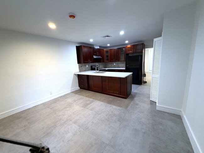 Photo - 4019 Woodside Dr