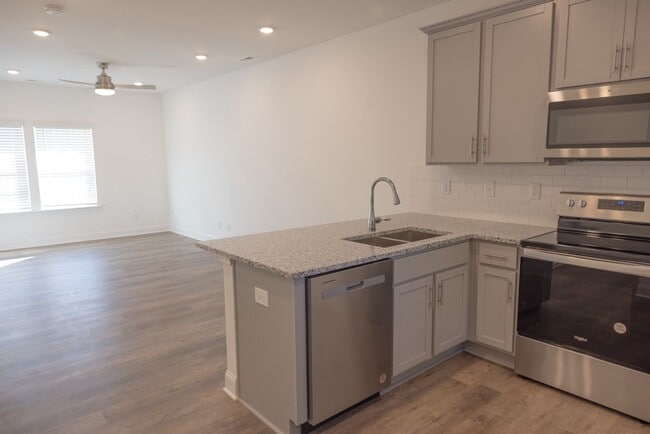 Photo - 1810 Matthews-Mint Hill Rd