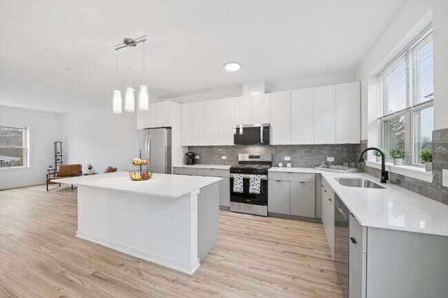 Photo - Brand-New Luxury 2-Bedroom Townhomes with Garage | Oak Forest, IL $500 Move in Fee waived, make ...