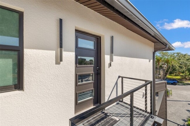 Photo - 12400 Capri Cir N Unidad B