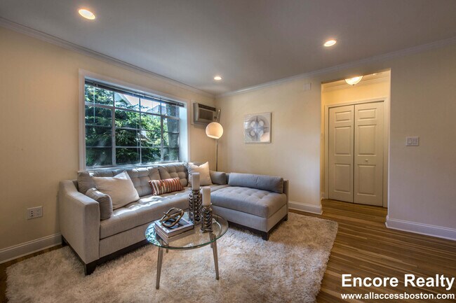 Photo - 70 St Paul St Unidad 54-1