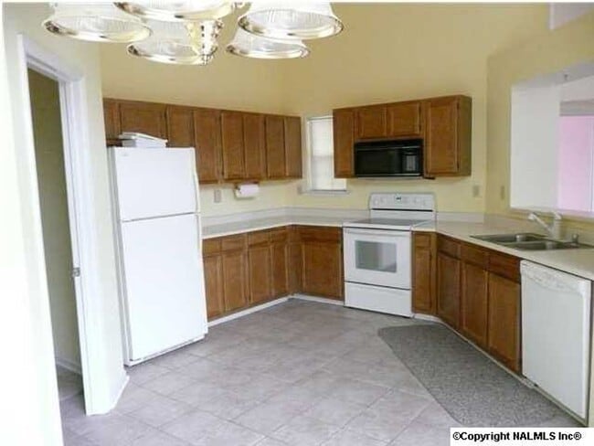 Photo - Cozy Charm Meets Resort-Style Living in Madison!