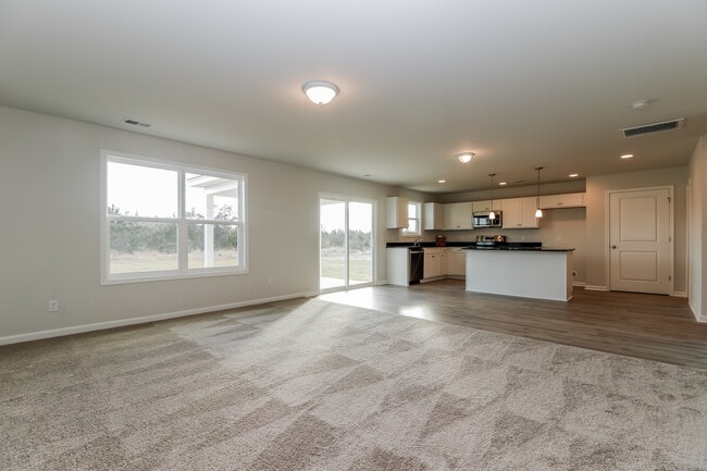 Photo - 427 Tondee Wy