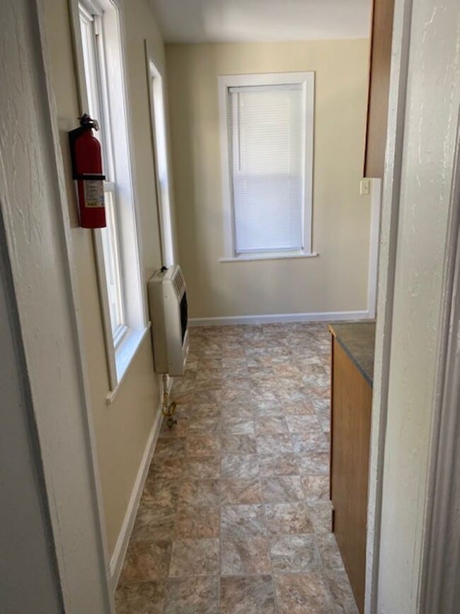 Photo - 617 N 9th St Unit 617 N. 9TH ST APT. #2R