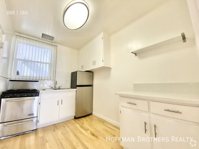 Building Photo - 485 S Roxbury Dr Beverly Hills, CA 90212 Unit 1/2 Rental