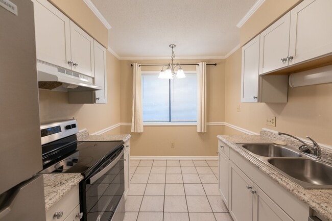 Photo - 185 Forest View Dr