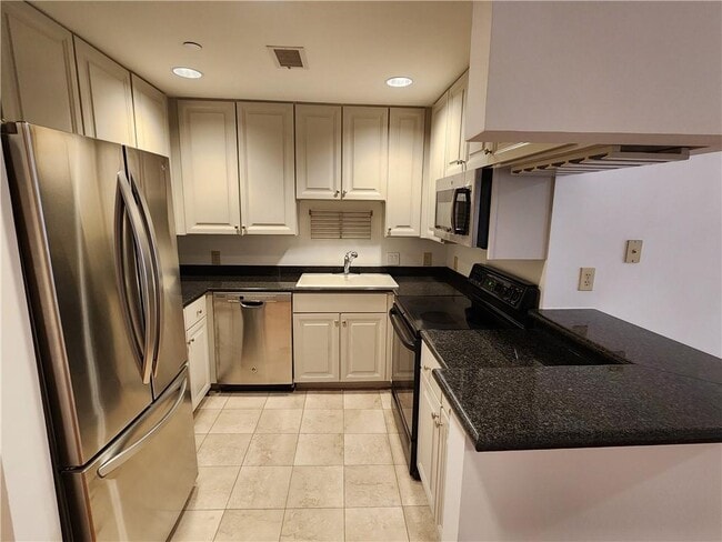 Building Photo - 195 14th St NE Unit 501