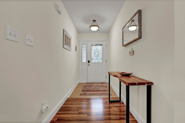 Photo - Compass Point - Vacation Rental - Sneads F...