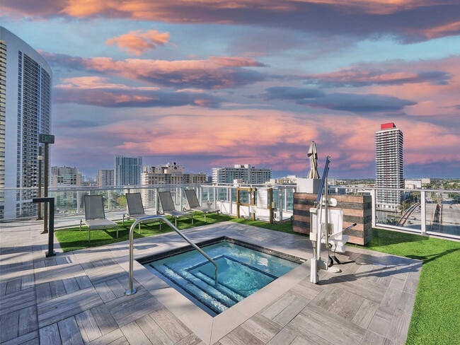 Photo - 4111 S Ocean Dr Unit SI ID1227373P