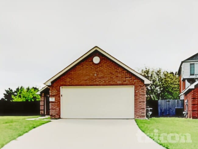 Photo - 906 Pheasant Dr