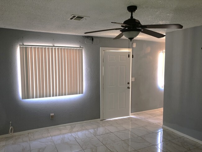 Photo - 1341 Oahu St