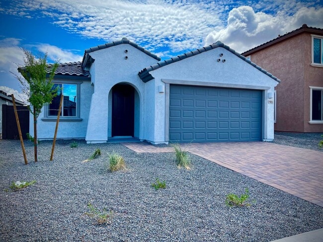 Building Photo - Mountainside Living at Canyon Views! 4 bed...