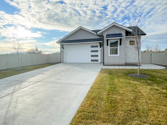 Photo - 6273 S Binky Ave