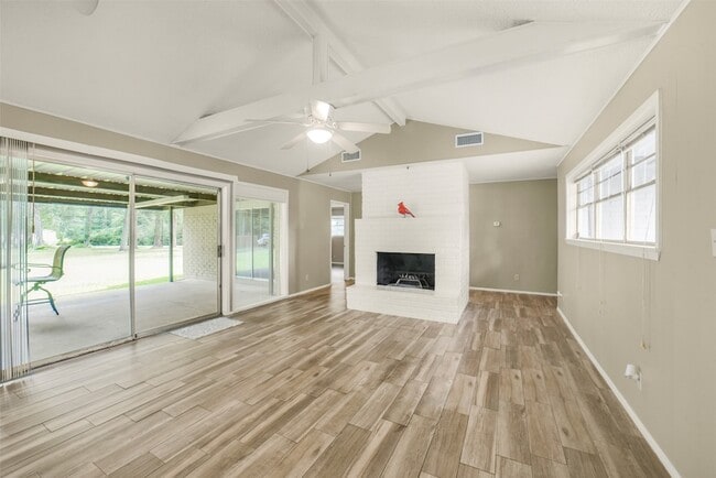 Photo - 23807 Red Oak Dr