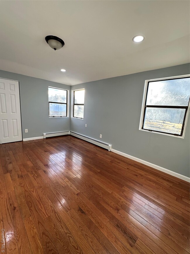 Building Photo - 235-18 147th Rd Unit 2