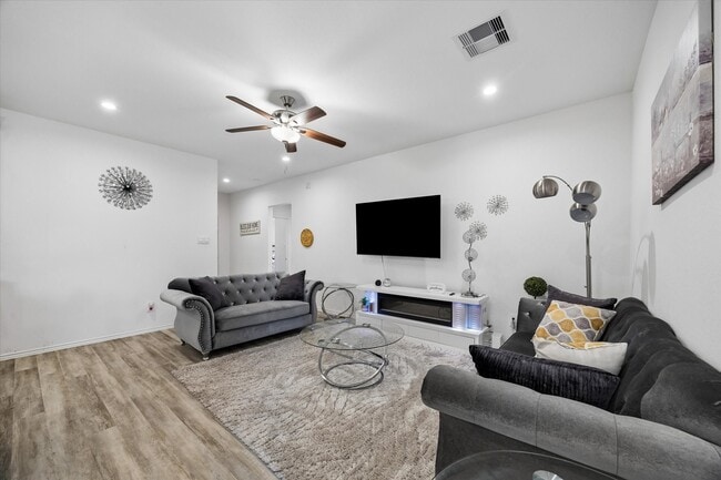 Photo - 4231 Brinkworth Dr