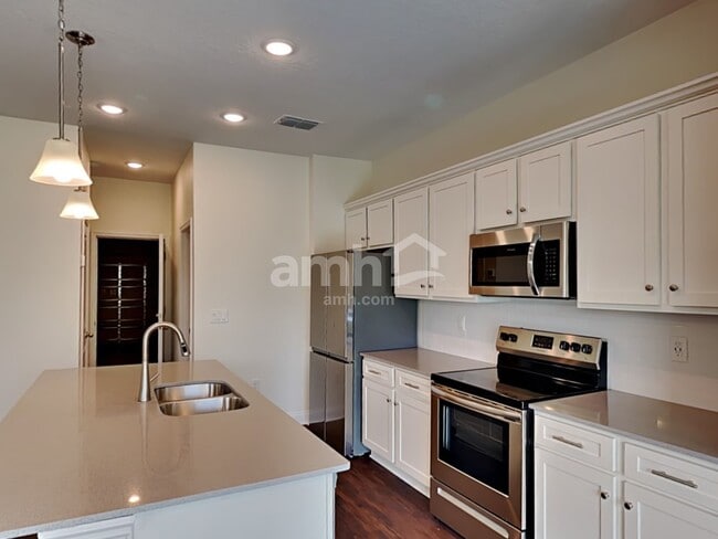 Photo - 6107 Little Blf Cir