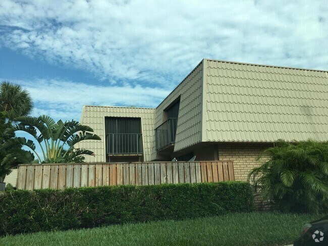 Building Photo - 5707 57th Way Rental