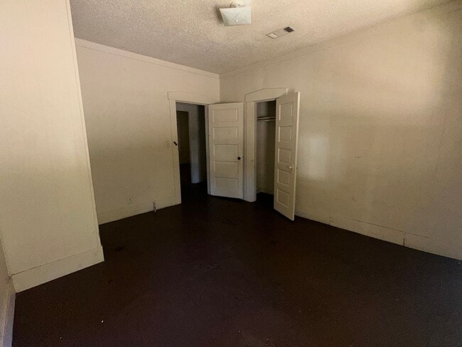 Photo - Cute 3 bedroom duplex