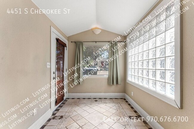 Photo - 4451 S Cherokee St
