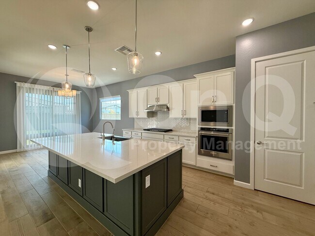 Photo - 22839 E Nightingale Rd