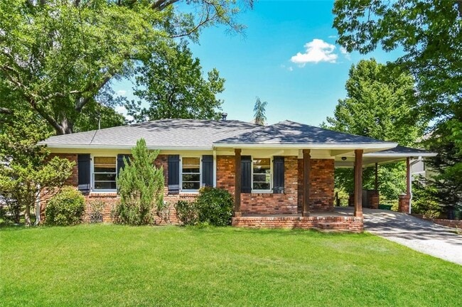 Photo - 3007 Osborne Rd NE House