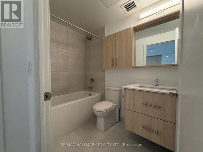 Photo - 9763 Markham Rd Unité A2306