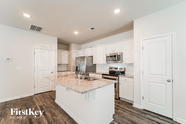 Photo - 2035 Cypress Village Dr NW
