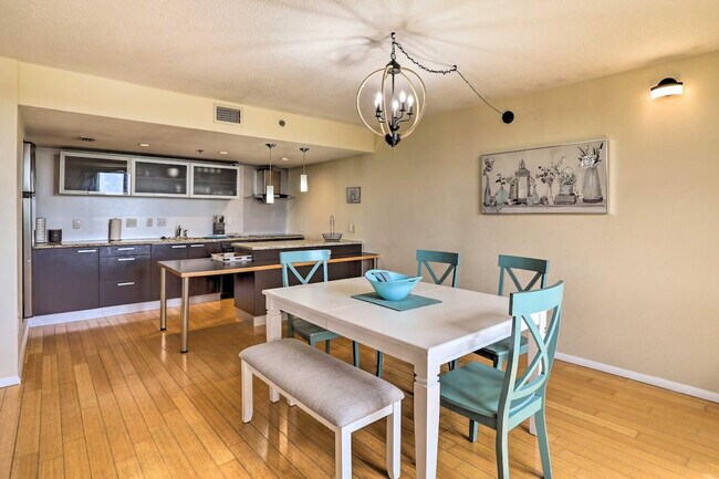 Photo - 701 S Madison Ave Unit ID1386150P